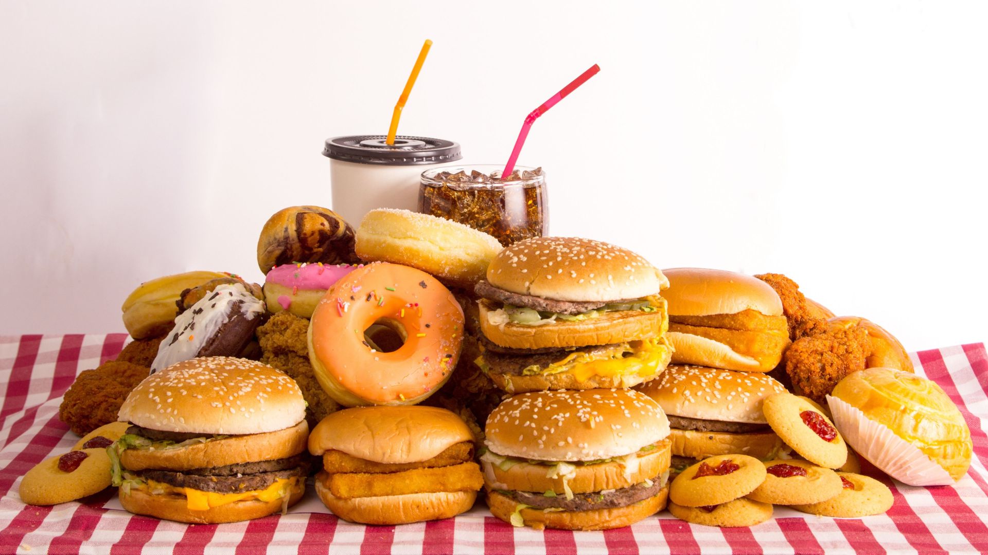 12 Foods to Avoid for Longevity: What Science Says About Diet and Aging