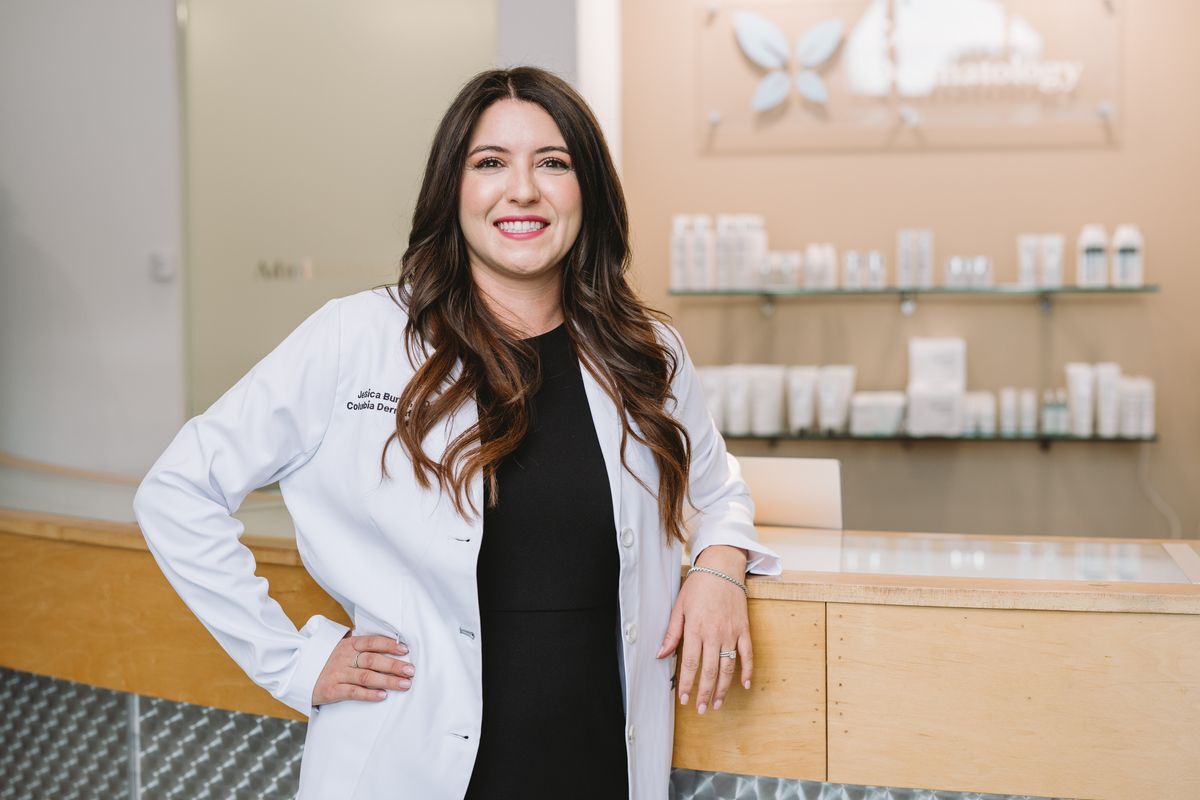 Doctor's Secret Gut-Skin Discovery Leaves Skin Care Industry Speechless